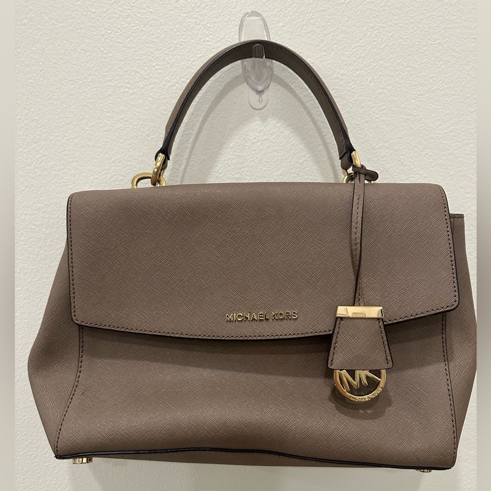 Michael Kors medium Ava Bag